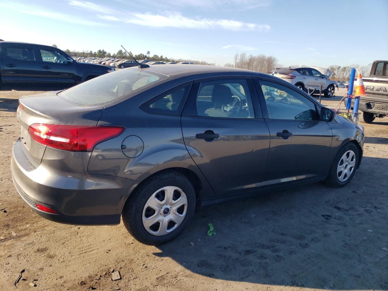 Lot #2380904893 2018 FORD FOCUS S