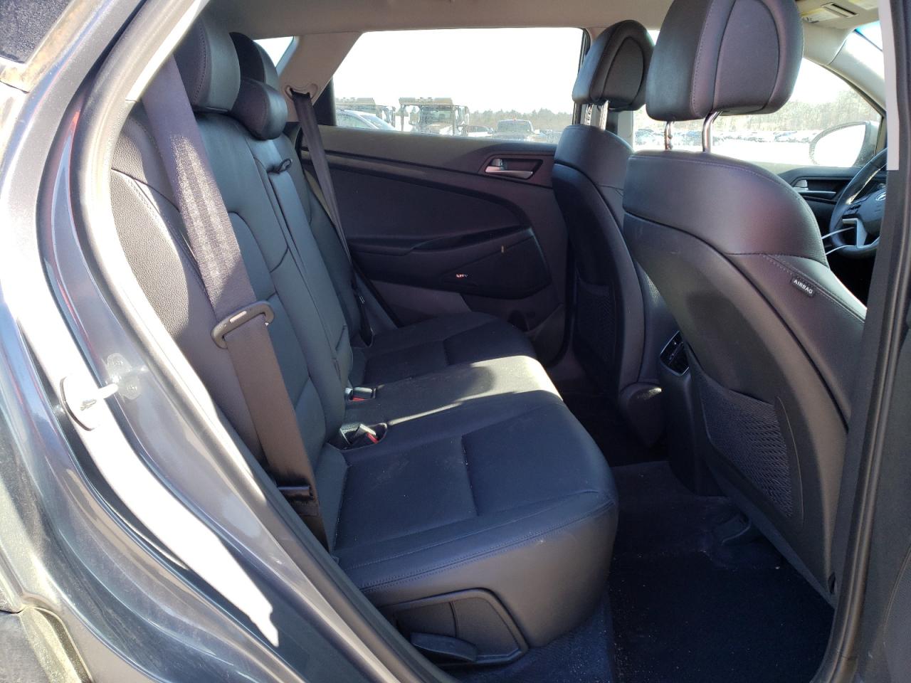 KM8J33A45HU408945 2017 Hyundai Tucson Limited