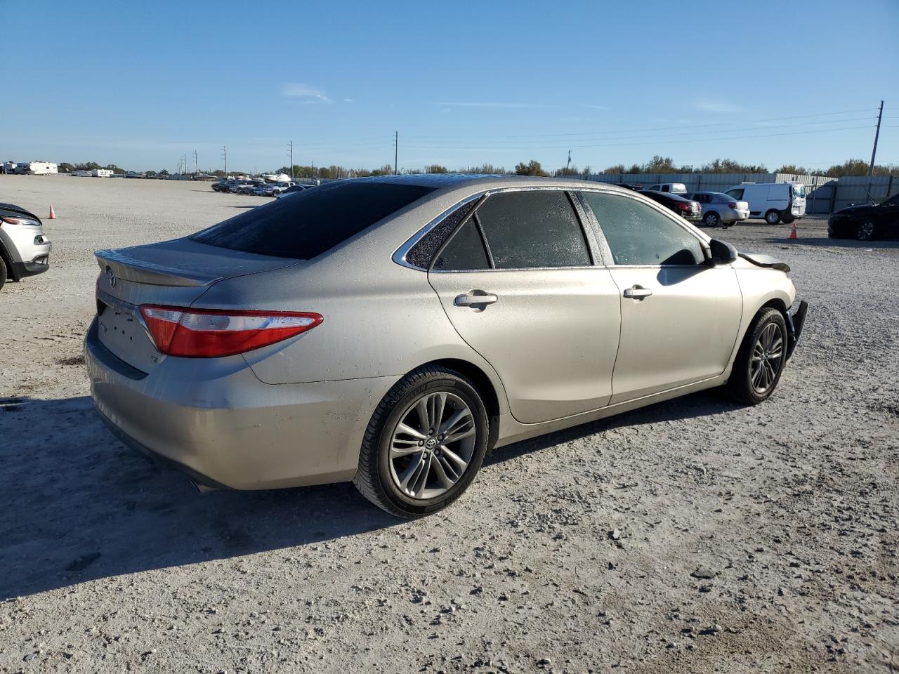 4T1BF1FK3GU544769 2016 Toyota Camry Le