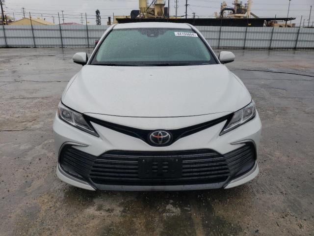 2022 Toyota Camry Le VIN: 4T1C11AK5NU067544 Lot: 44155604