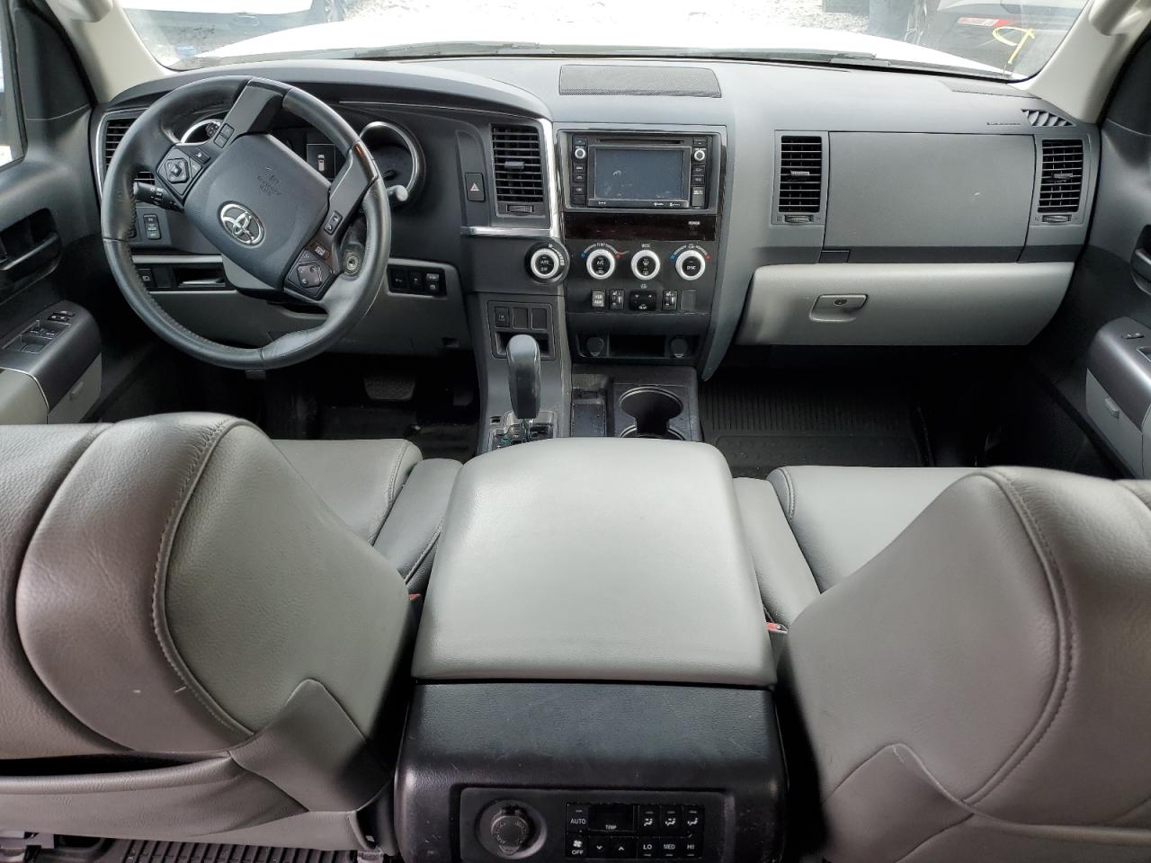 5tdzy5g19js071675 5TDZY5G19JS071675 2018 Toyota Sequoia Sr5