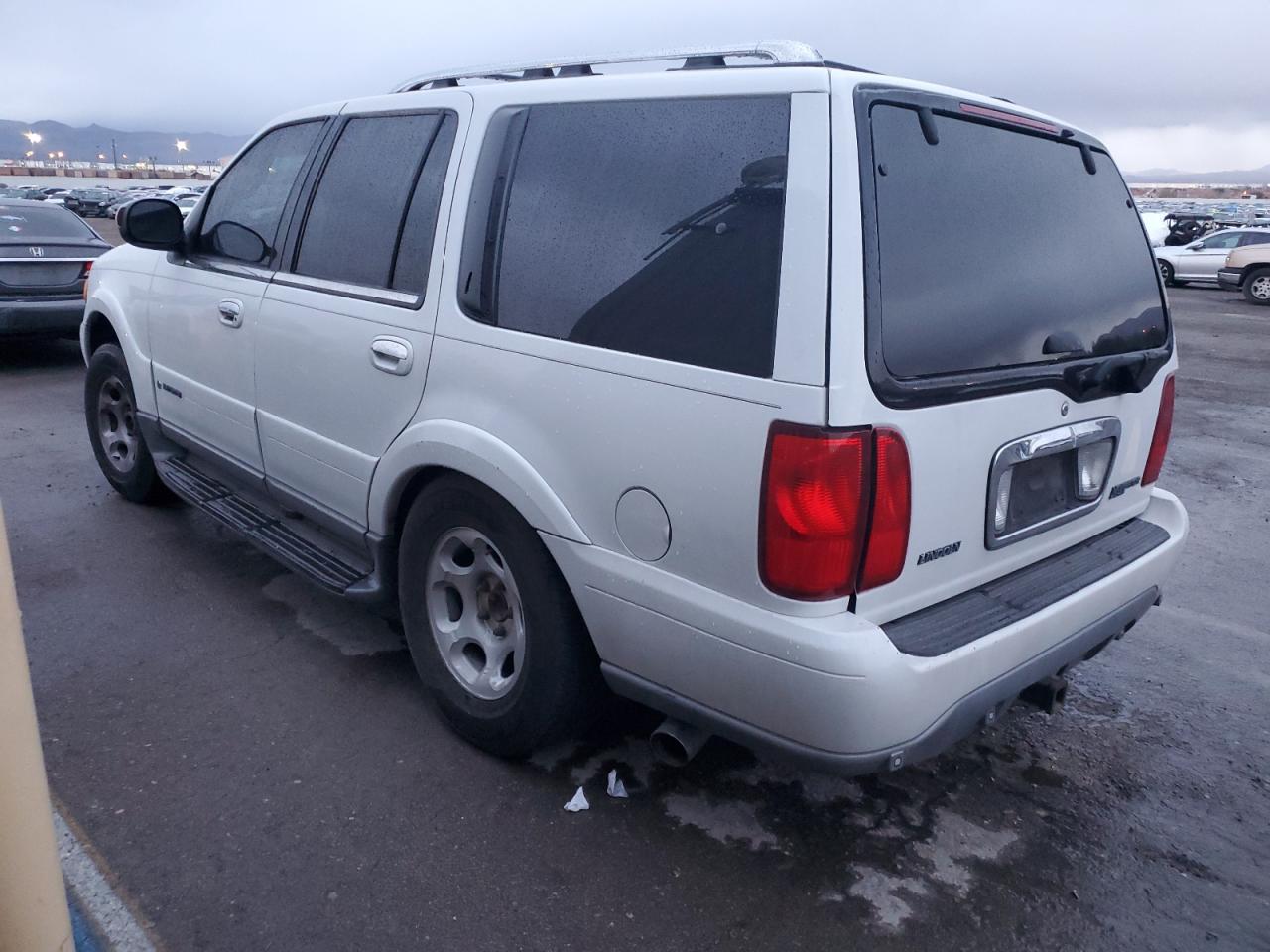 5lmfu28ax1lj05922 5LMFU28AX1LJ05922 2001 Lincoln Navigator