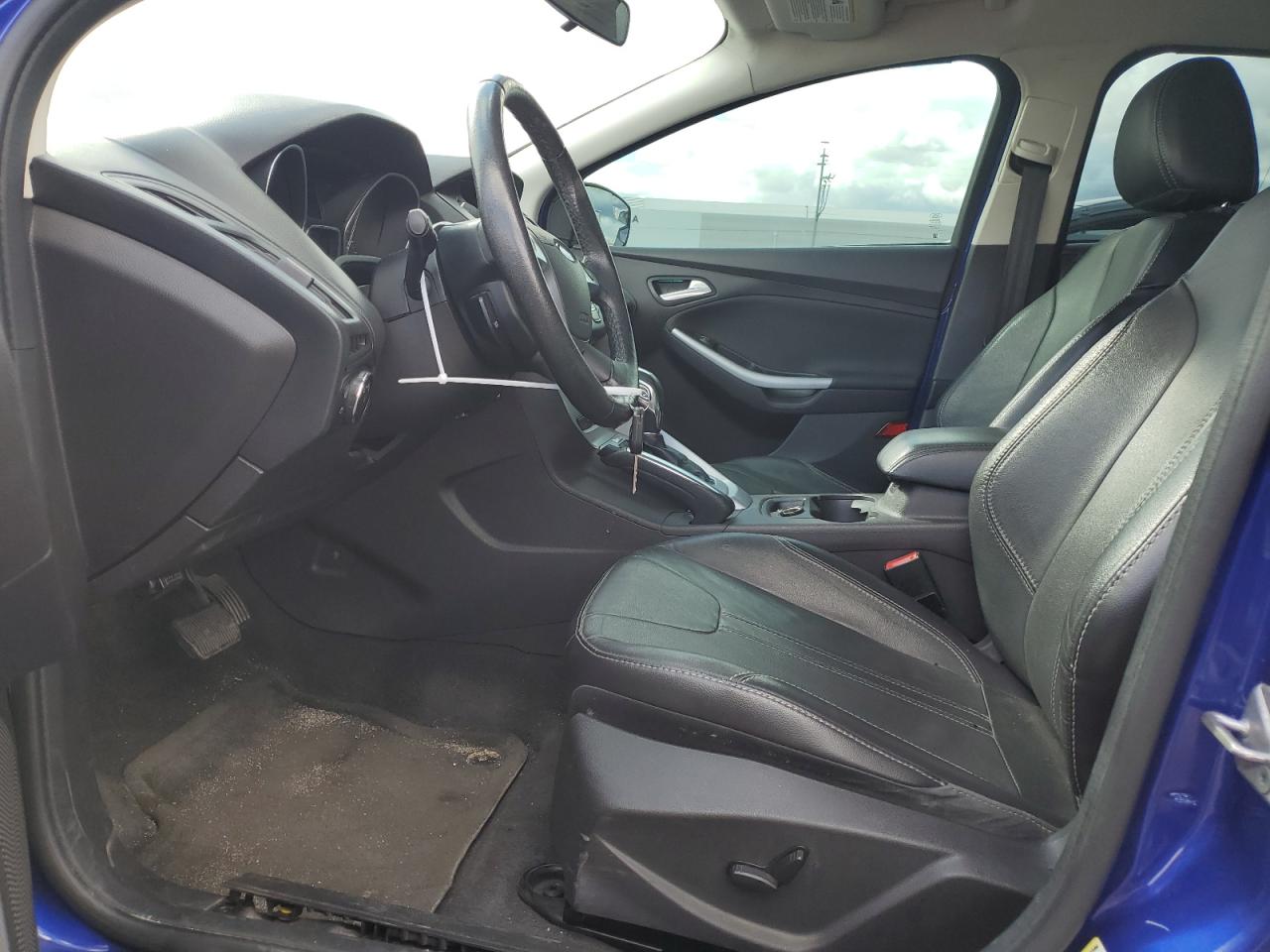 1FADP3K21EL169663 2014 Ford Focus Se