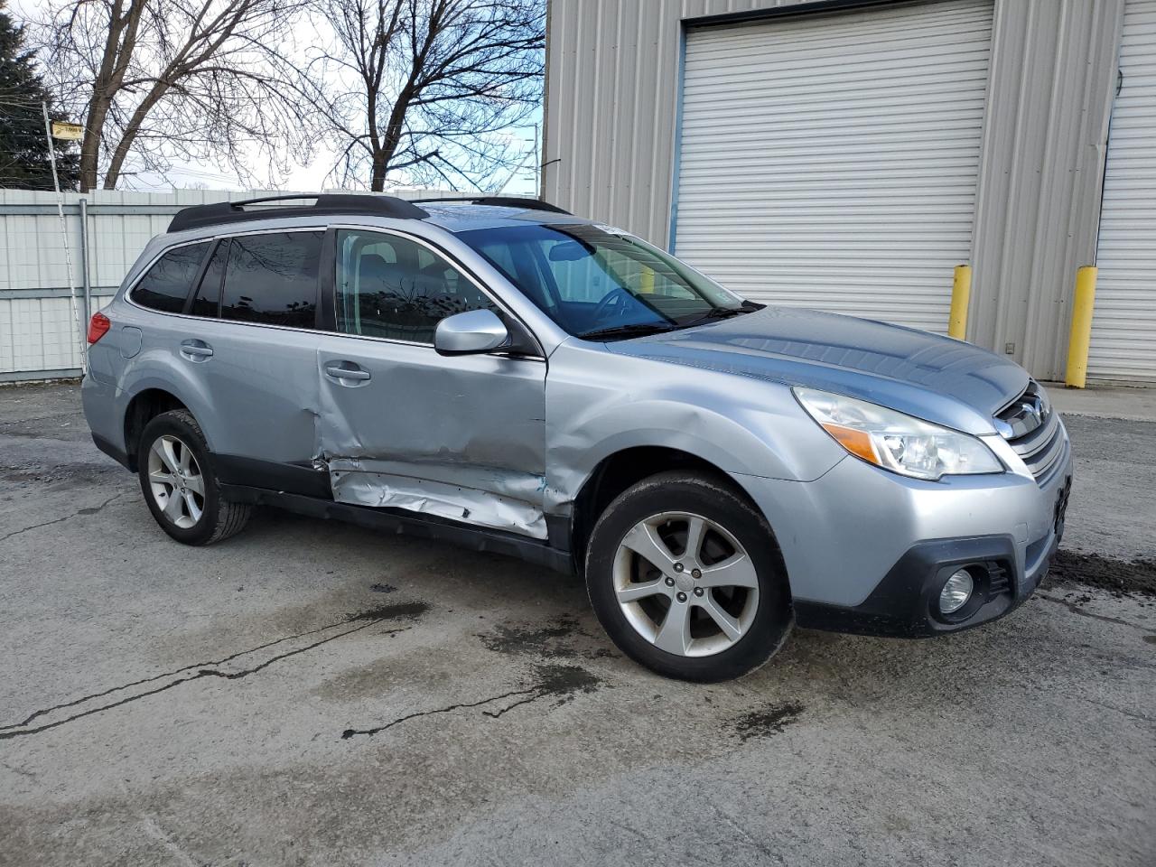 4S4BRBCC5D3201585 2013 Subaru Outback 2.5I Premium