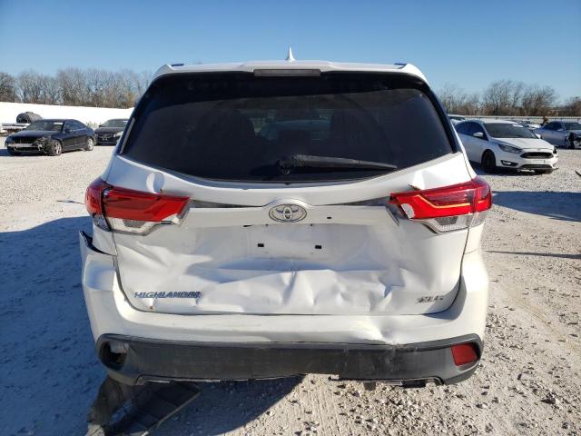 VIN 5TDKZRFH8KS320571 2019 Toyota Highlander, SE no.6