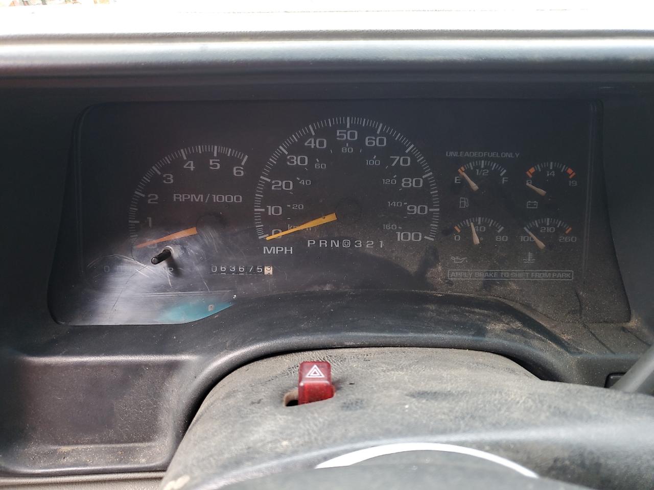 1GBJC34R9YF517056 2000 Chevrolet Gmt-400 C3500