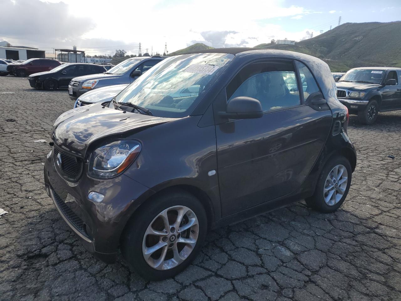 WMEFJ9BA5JK283486 2018 Smart Fortwo