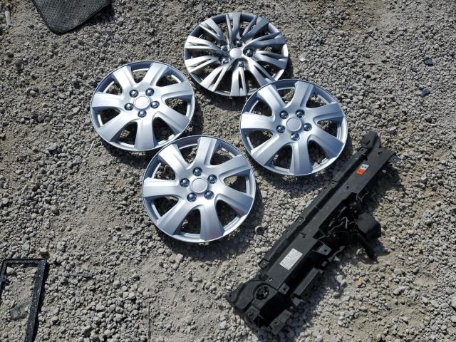 2012 Toyota Yaris - Image 12