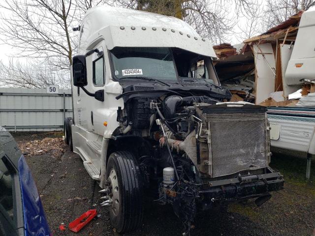 Lot #2426161110 2016 FREIGHTLINER CASCADIA 1 salvage car