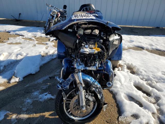 2018 HARLEY-DAVIDSON FLHTCUTG 1 1HD1MDD11JB853630