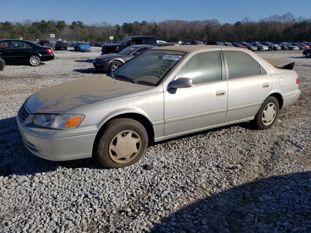 Lot #2443053193 2000 TOYOTA CAMRY CE salvage car