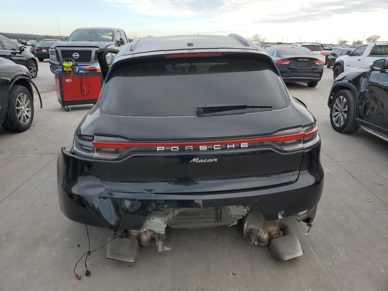 WP1AA2A5XKLB01053 2019 Porsche Macan