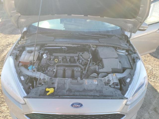 2015 FORD FOCUS SE 1FADP3K25FL256094