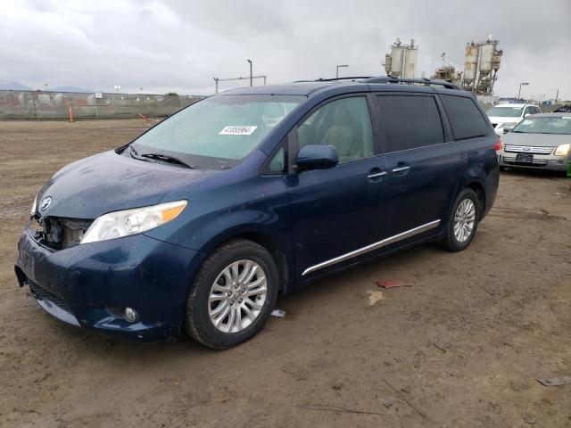 2012 Toyota Sienna XLE