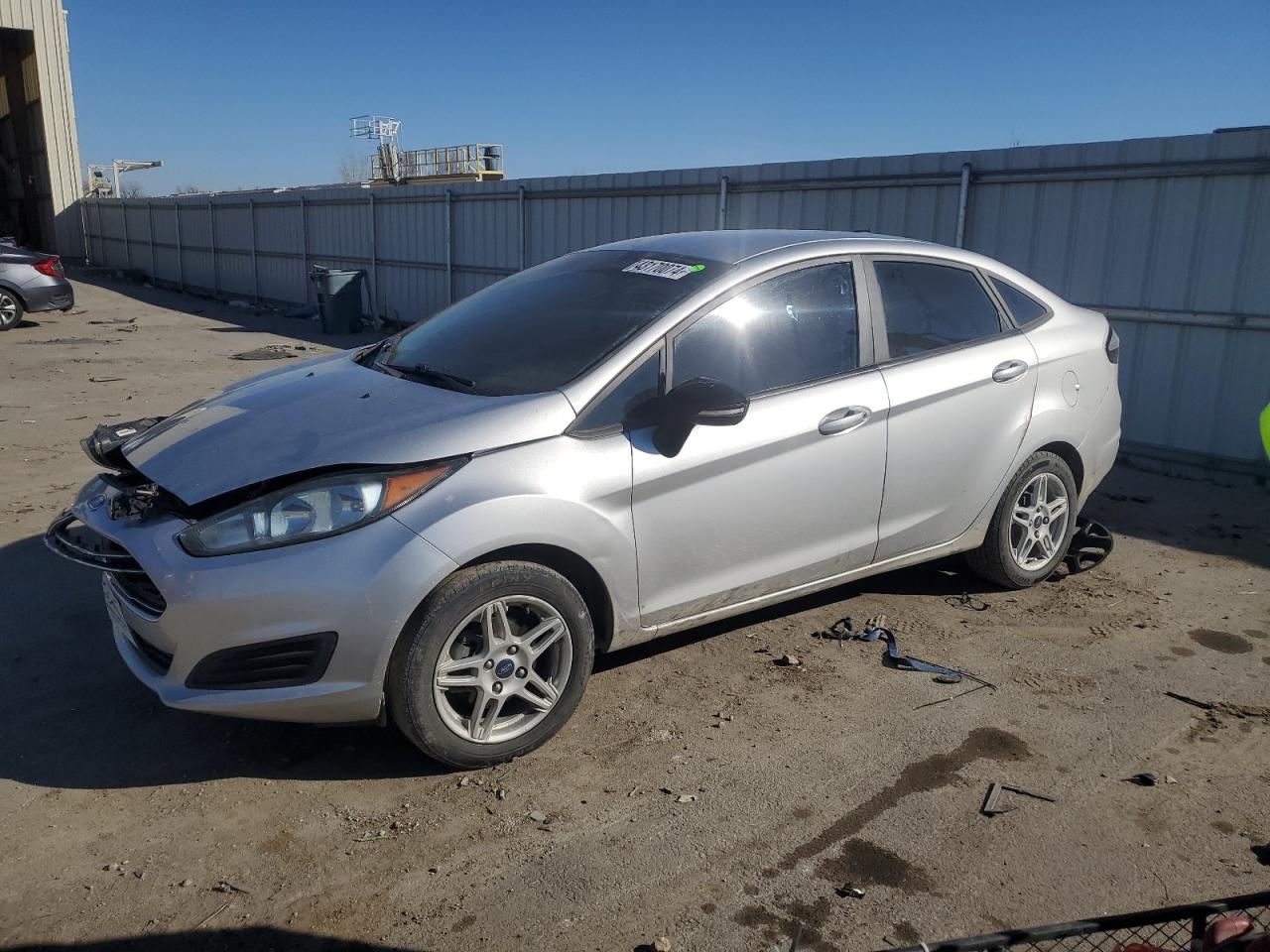 2018 Ford Fiesta Se vin: 3FADP4BJ4JM124853