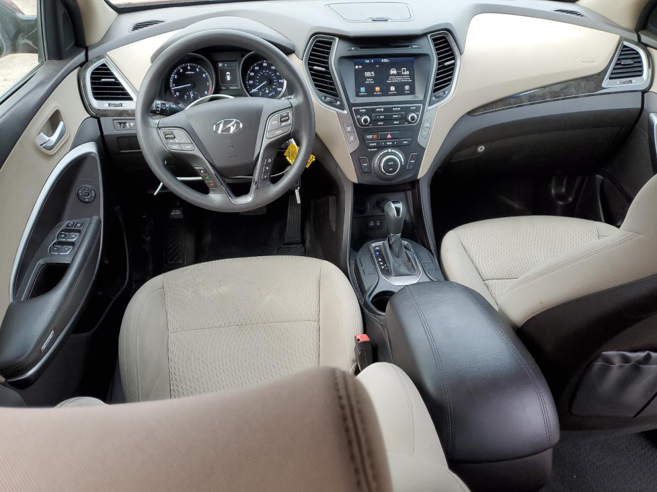 5XYZU3LB8HG459857 2017 Hyundai Santa Fe Sport