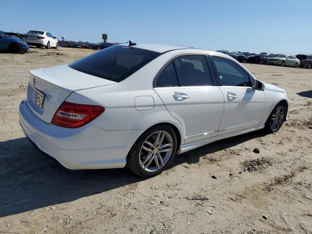 VIN WDDGF4HB1DR251921 2013 Mercedes-Benz C-Class, 250 no.3