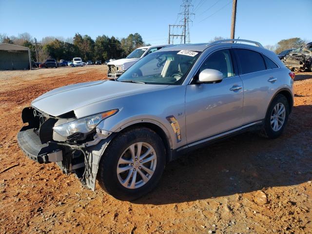 2016 INFINITI QX70 