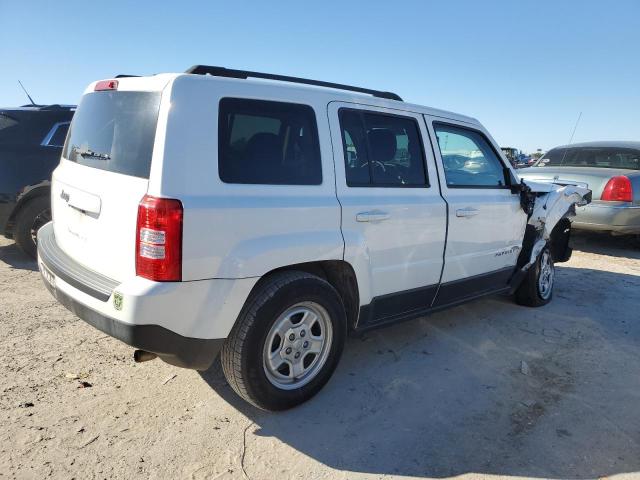 VIN 19XFC2F81ME202319 2016 JEEP PATRIOT no.3