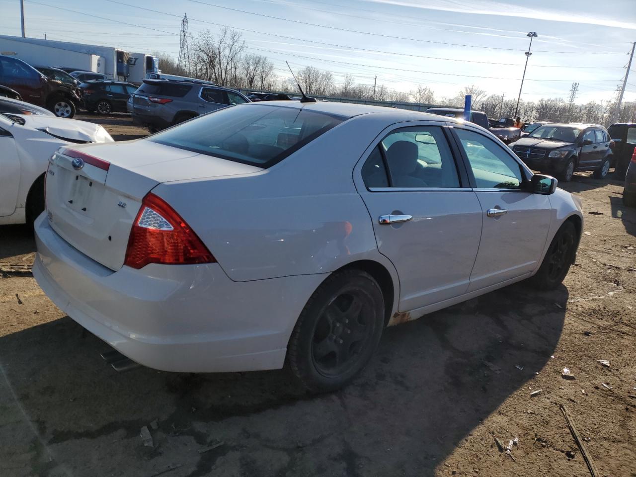 3FAHP0HA7AR376553 2010 Ford Fusion Se