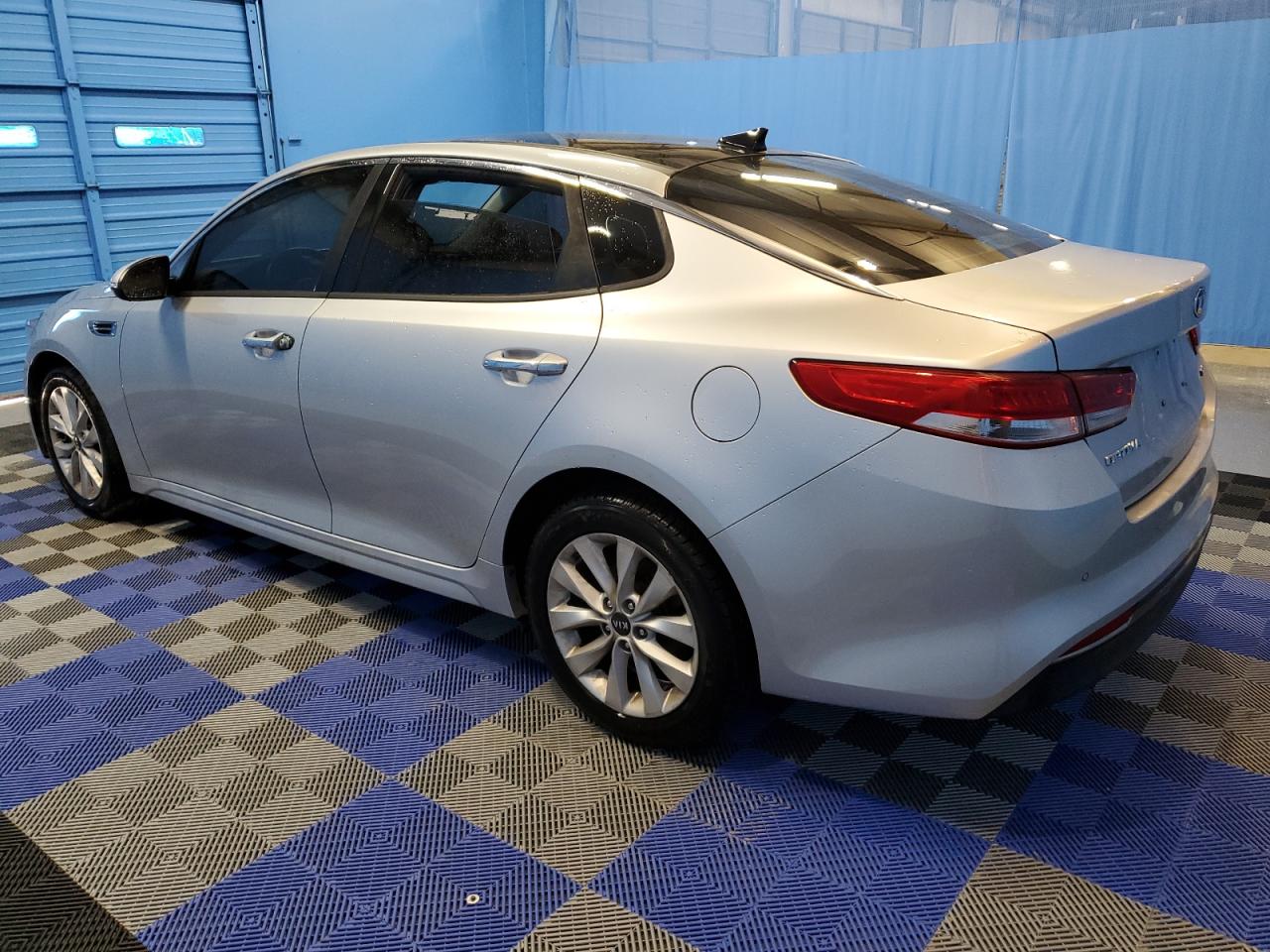 5XXGU4L35GG030491 2016 Kia Optima Ex