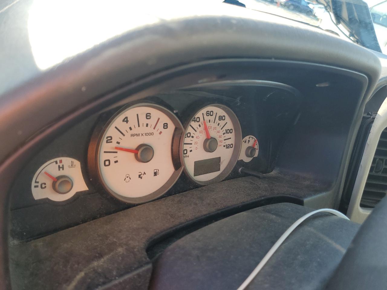 1FMYU03165KE40405 2005 Ford Escape Xlt