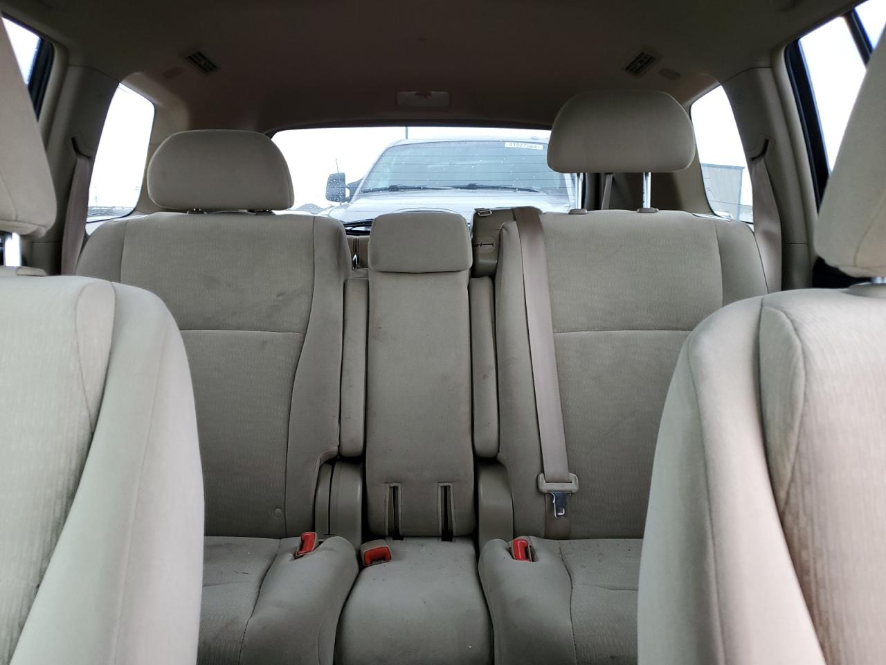 5TDBK3EH8BS047554 2011 Toyota Highlander Base