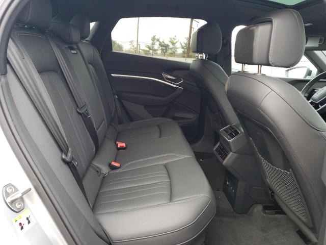 2023 AUDI E-TRON SPO WA12AAGE9PB009494