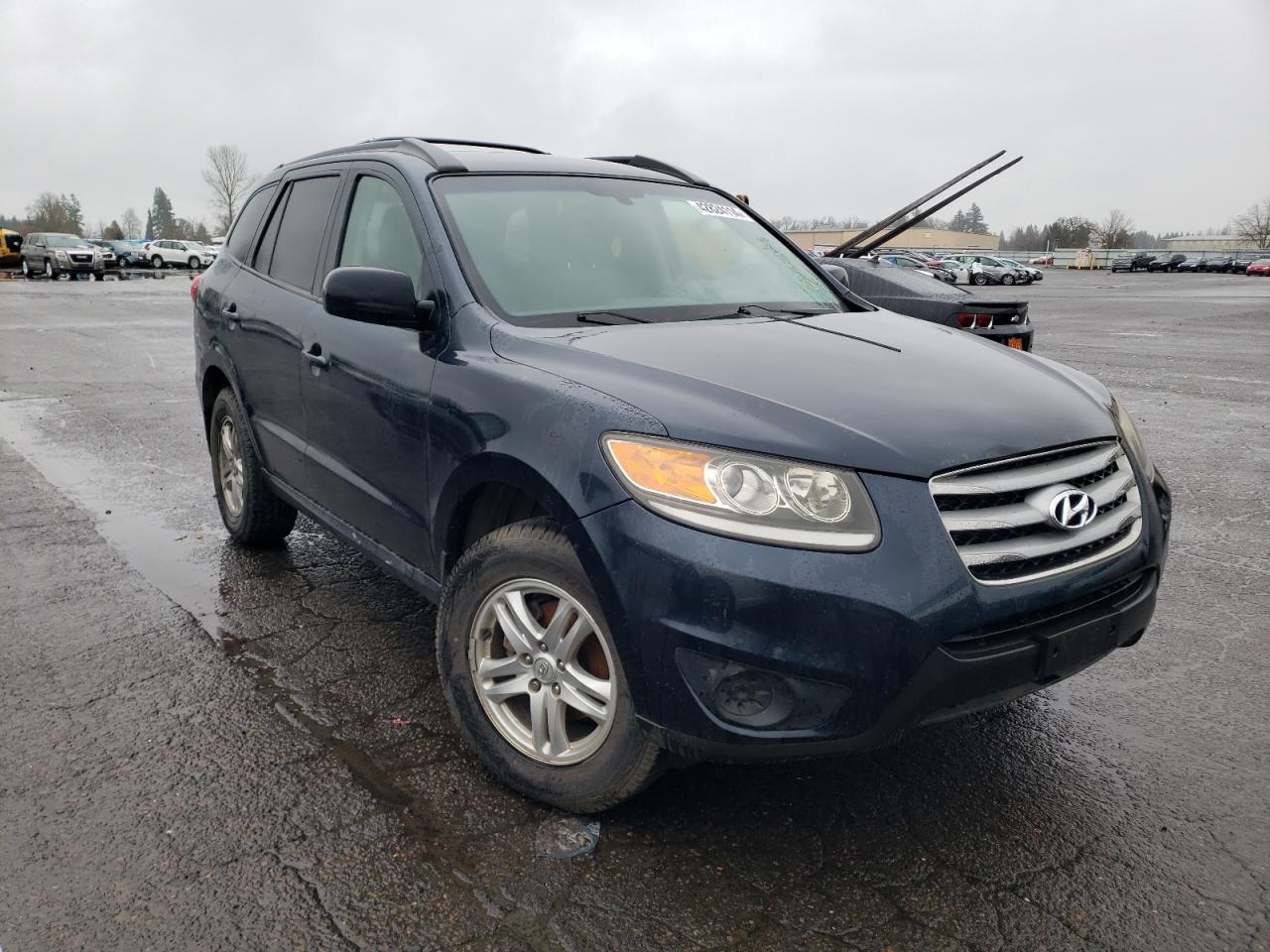 2012 Hyundai Santa Fe Gls vin: 5XYZGDAB0CG098939