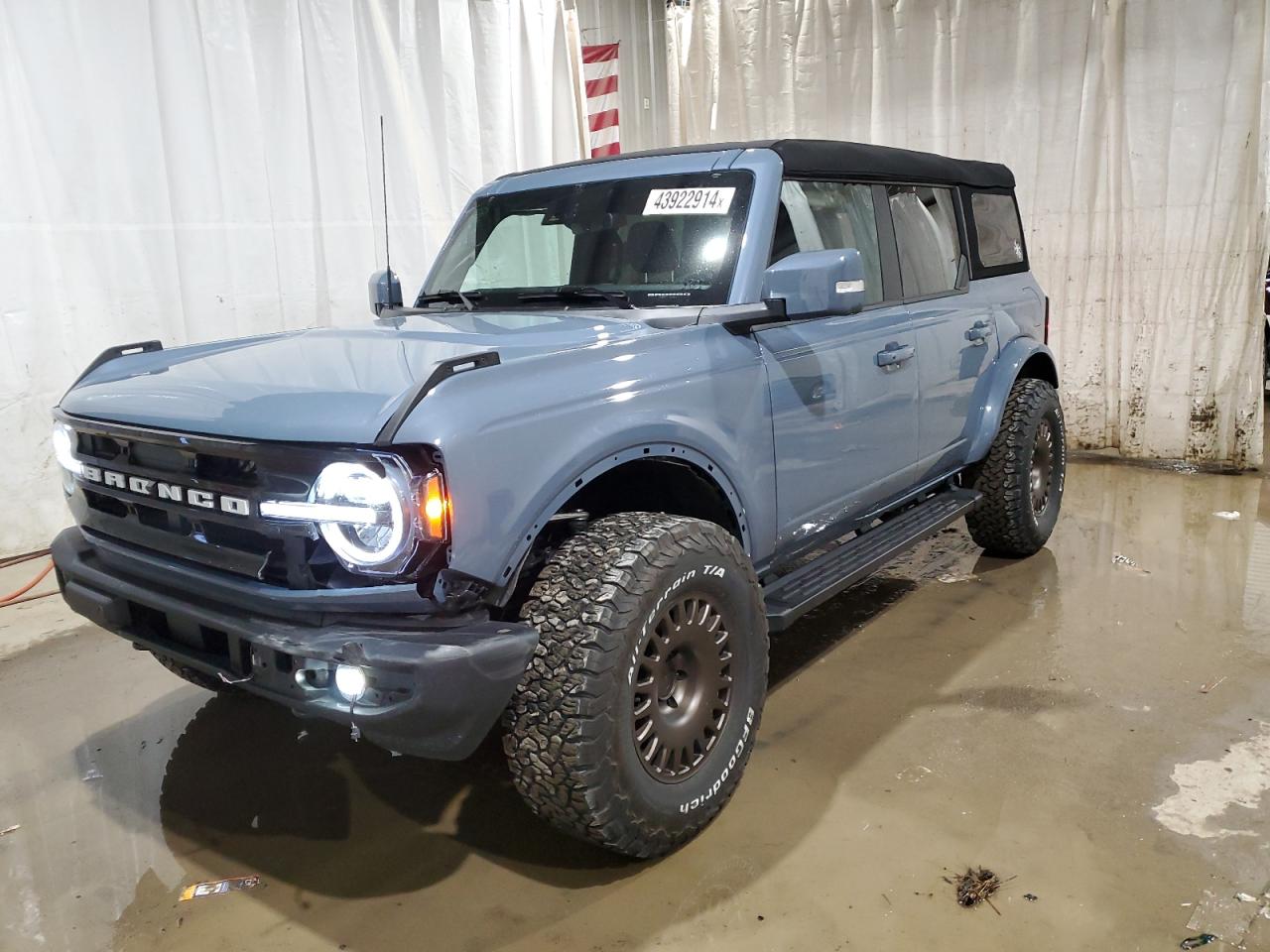 VIN: 1FMDE5BH1PLB48889 2023 FORD BRONCO