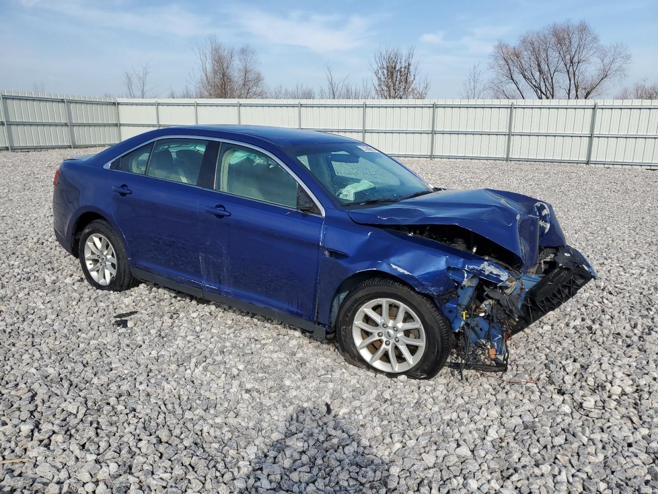 Lot #2773491717 2014 FORD TAURUS SE