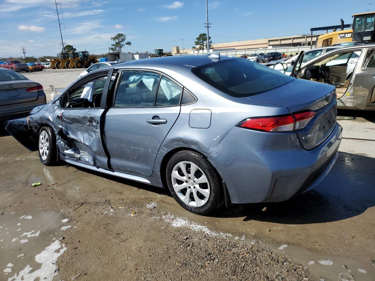 2022 Toyota Corolla Le vin: 5YFEPMAE1NP334733