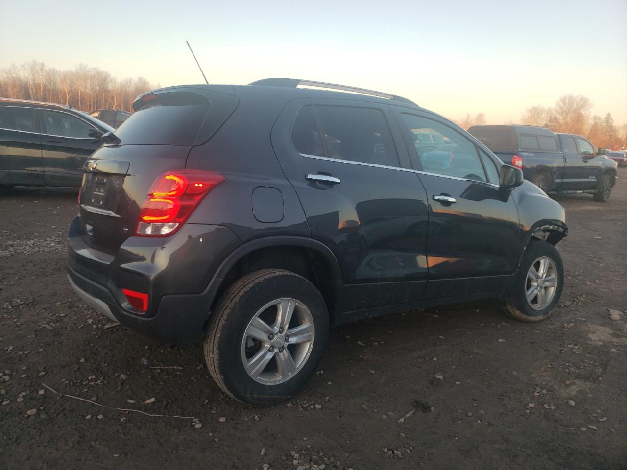 CHEVROLET TRAX 1LT 2020 charcoal  gas 3GNCJPSB4LL270767 photo #4