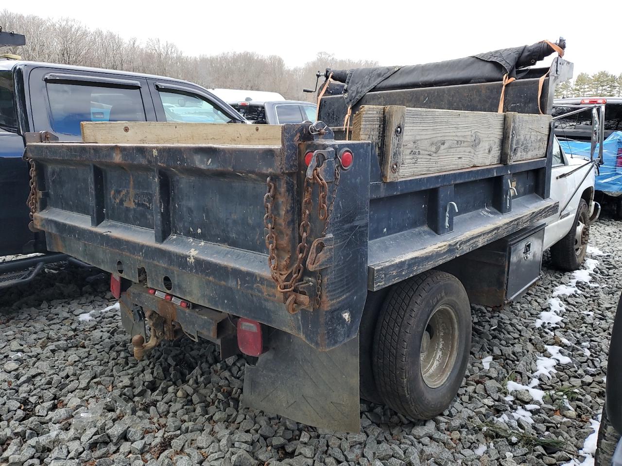 1GBJC34R9YF517056 2000 Chevrolet Gmt-400 C3500