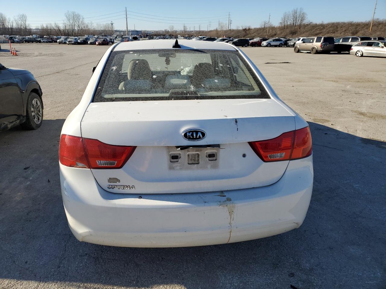 KNAGG4A83A5425316 2010 Kia Optima Lx