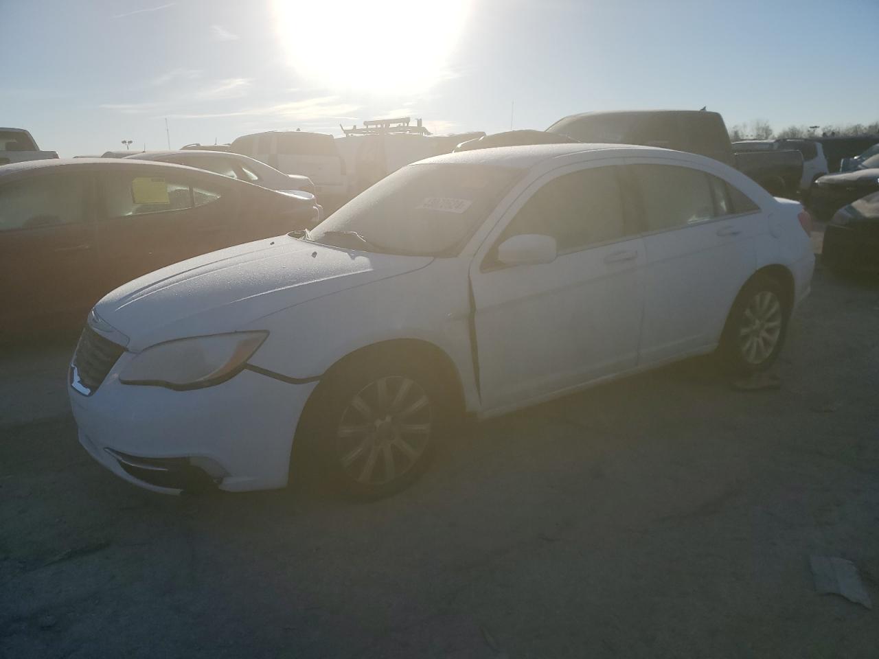 1C3BC1FB8BN585998 2011 Chrysler 200 Touring