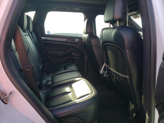 2016 PORSCHE CAYENNE - WP1AA2A2XGLA03170