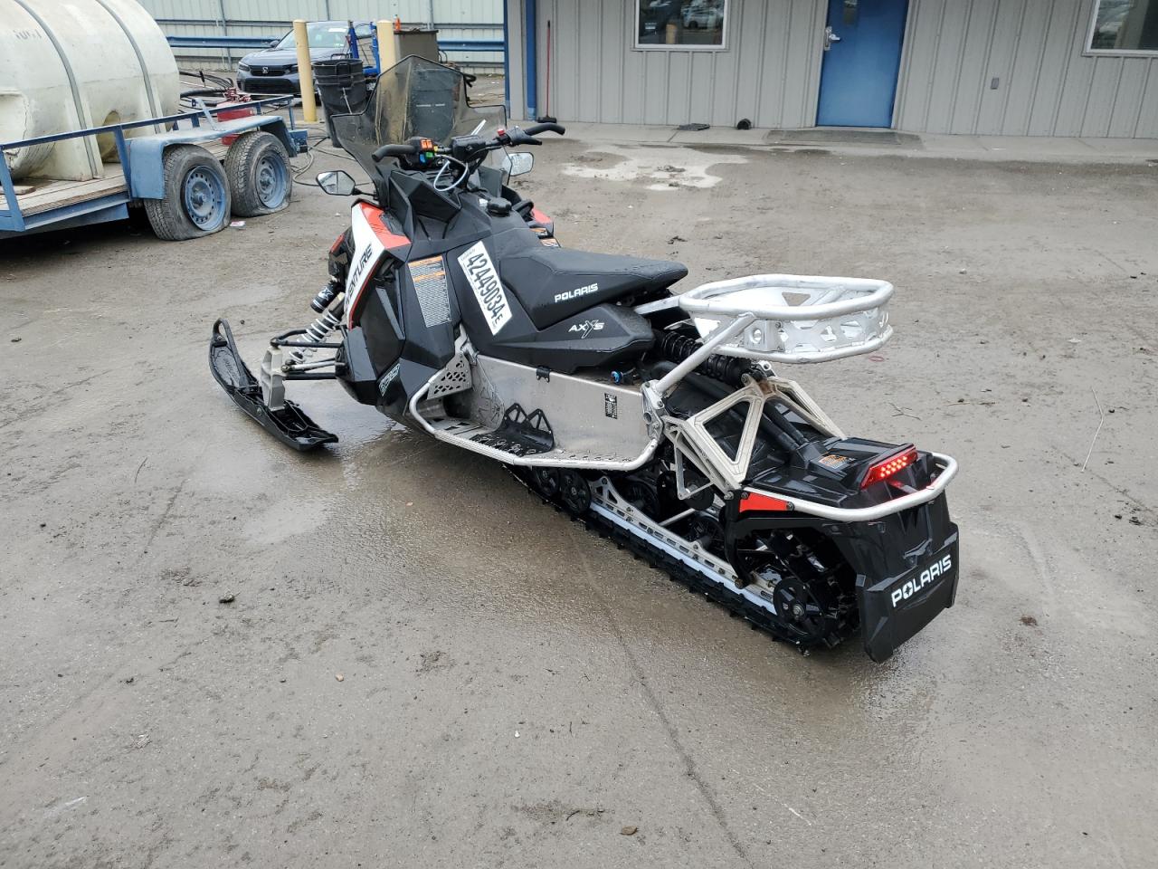 Lot #2869689096 2016 POLARIS SWITCHBACK