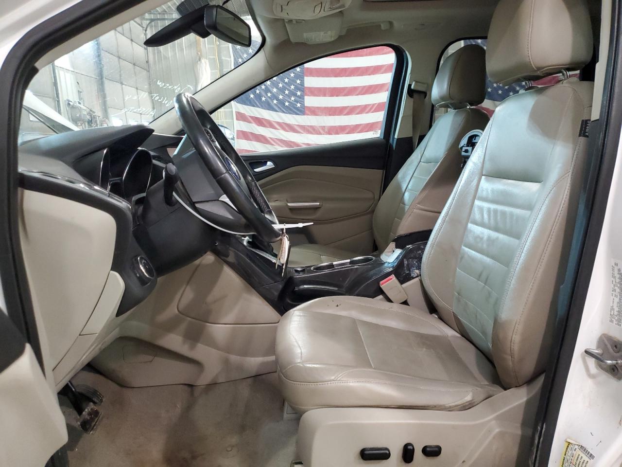 1FMCU0JX7EUA70202 2014 Ford Escape Titanium