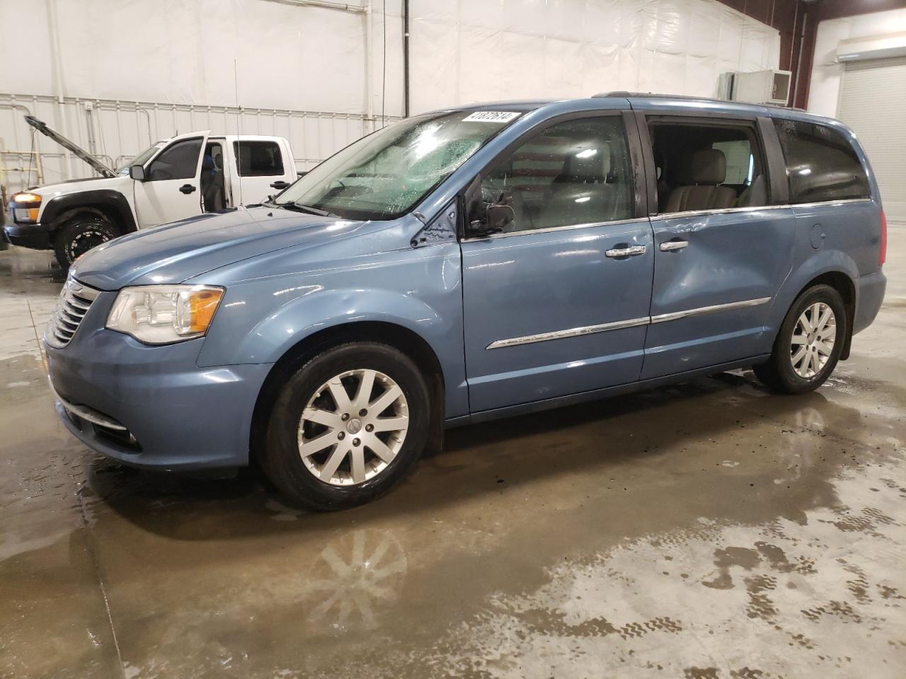 2A4RR8DG5BR785119 2011 Chrysler Town & Country Touring L