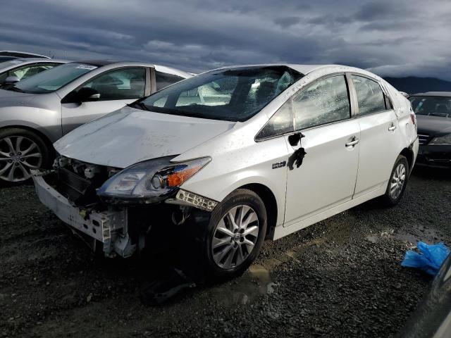 2015 Toyota Prius Plug-In 