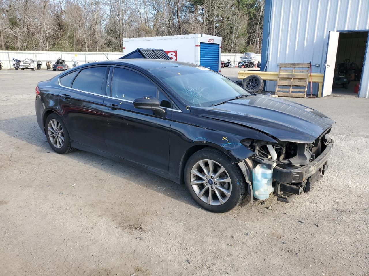 3FA6P0HD3HR240304 2017 Ford Fusion Se