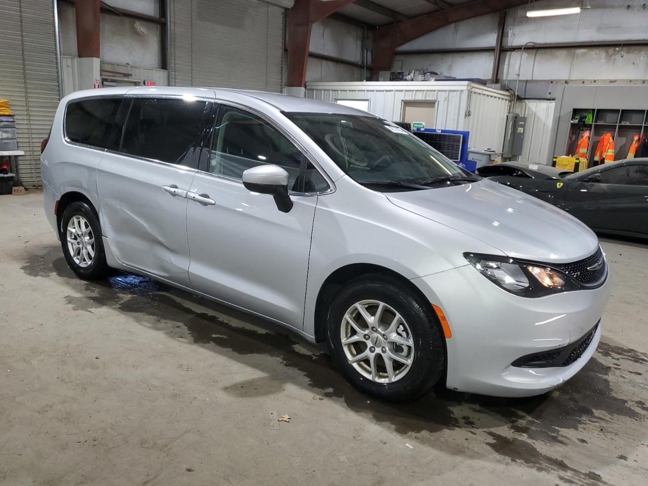 Lot #2340505622 2023 CHRYSLER VOYAGER LX