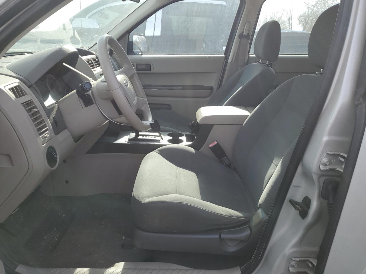 1FMCU92Z28KA46507 2008 Ford Escape Xls 1FMCU92Z28KA46507 2008 Ford Escape Xls