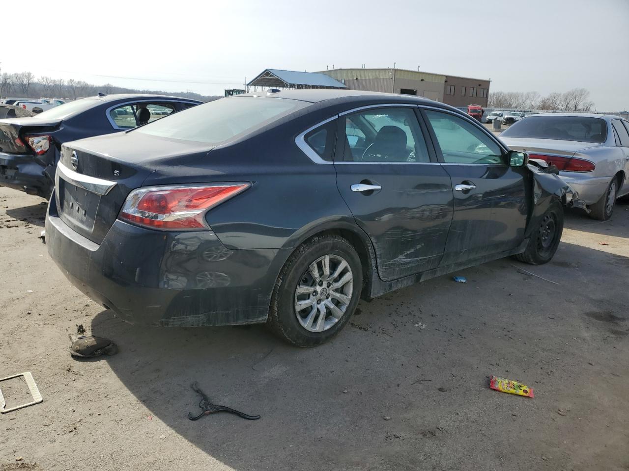 2015 Nissan Altima 2.5 vin: 1N4AL3AP6FN335211