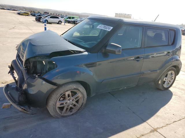 2011 Kia Soul +