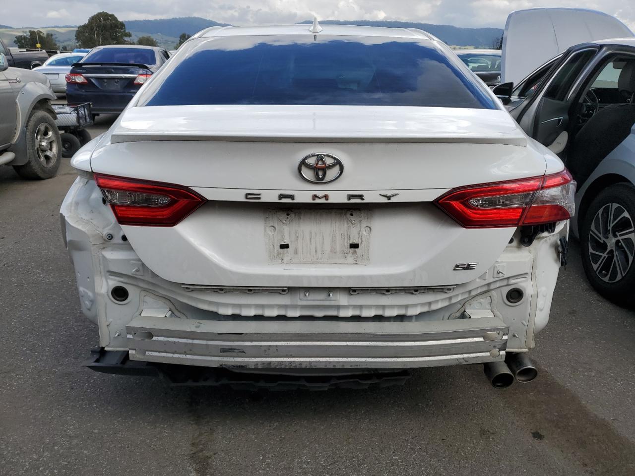 4T1B11HK5KU683676 2019 Toyota Camry L