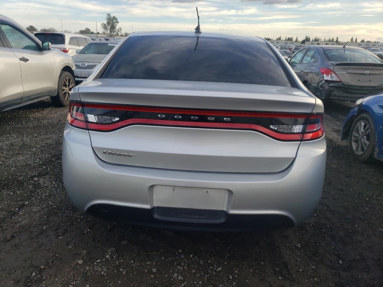 1C3CDFAA6DD226073 2013 Dodge Dart Se