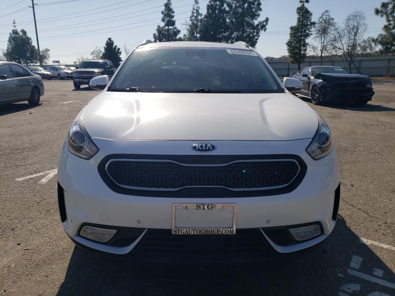 2019 Kia Niro Touring vin: KNDCE3LC3K5234001