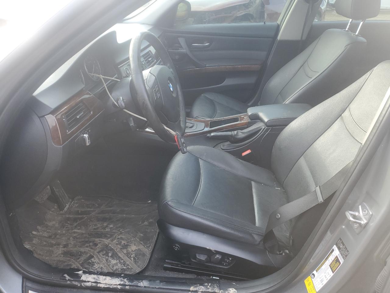 WBAPK7C59BA820631 2011 BMW 328 Xi